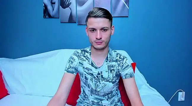 Snapshot of andboyfor6 chatting on January 2025 12:43:02 AM andboyfor6 online show from January 2025 12:43:02 AM