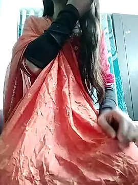 Snapshot of Noor_Darliing chatting on January 2025 02:52:01 PM Noor Darliing online show from January 2025 02:52:01 PM