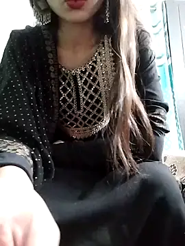 Snapshot of Noor_Darliing chatting on January 2025 03:03:01 PM Noor Darliing online show from January 2025 03:03:01 PM