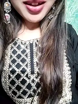 Snapshot of Noor_Darliing chatting on March 2025 08:37:01 PM Noor Darliing online show from March 2025 08:37:01 PM