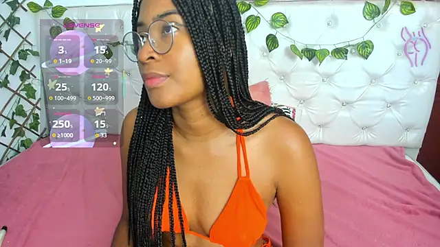 Andrea Williams24 online show from November 2025 03:44:01 PM