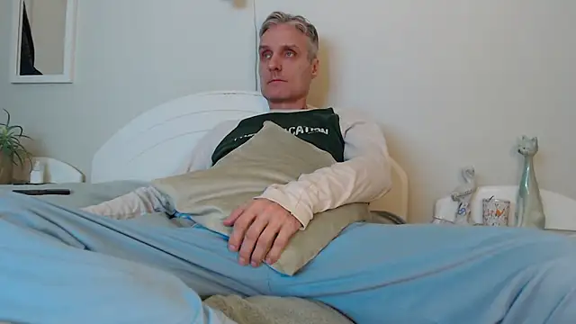 StrongBill online show from January 2025 03:09:01 PM