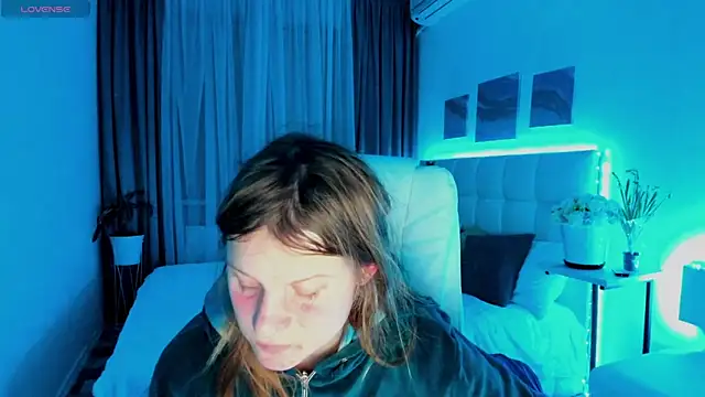 Kathlyn  Heath online show from March 2025 08:41:02 PM