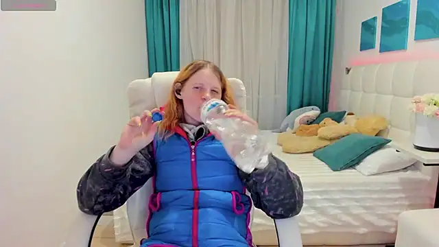 Kathlyn  Heath online show from October 2025 07:31:02 PM