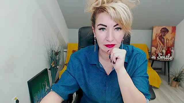 Snapshot of Cassandra_Hotty chatting on February 2025 04:26:02 AM Cassandra Hotty online show from February 2025 04:26:02 AM