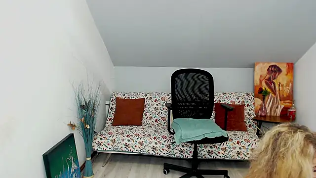 Snapshot of Cassandra_Hotty chatting on February 2025 04:43:01 AM Cassandra Hotty online show from February 2025 04:43:01 AM