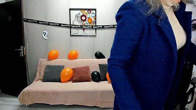 Snapshot of Cassandra_Hotty chatting on October 2025 04:05:02 AM Cassandra Hotty online show from October 2025 04:05:02 AM