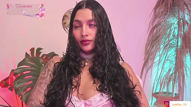 Anngel 1 online show from November 2025 04:29:02 PM