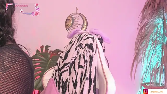 Anngel 1 online show from November 2025 03:56:02 PM