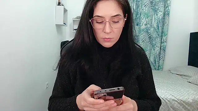 Lilith  D online show from January 2025 01:41:02 PM