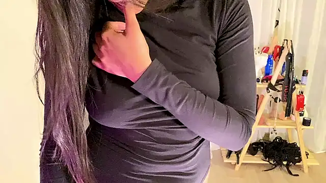 Snapshot of Nisha2708 chatting on February 2025 08:58:01 PM Nisha2708 online show from February 2025 08:58:01 PM