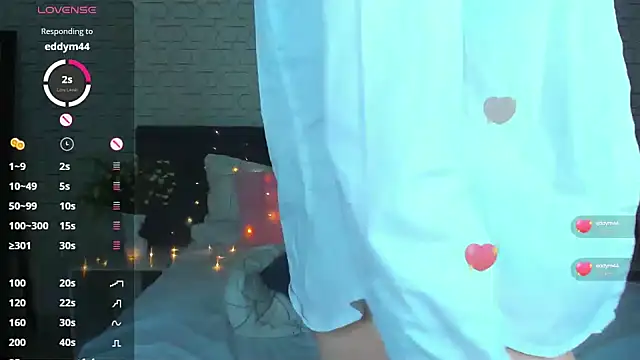 Snapshot of Linda_Bryant chatting on January 2025 03:53:01 AM Linda Bryant online show from January 2025 03:53:01 AM