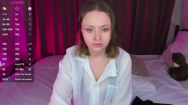 Snapshot of Linda_Bryant chatting on February 2025 11:36:02 PM Linda Bryant online show from February 2025 11:36:02 PM