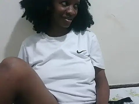 prettybeee online show from January 2026 10:24:01 PM