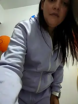 Mia Hampton online show from February 2026 11:15:02 PM