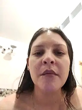 Mia Hampton online show from March 2026 08:33:01 PM