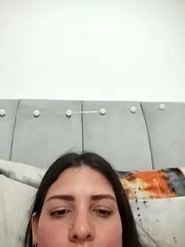 Mia Hampton online show from April 2026 10:26:02 PM