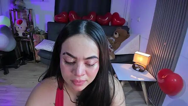 Snapshot of Cuttiealice chatting on February 2025 02:17:02 AM Cuttiealice online show from February 2025 02:17:02 AM