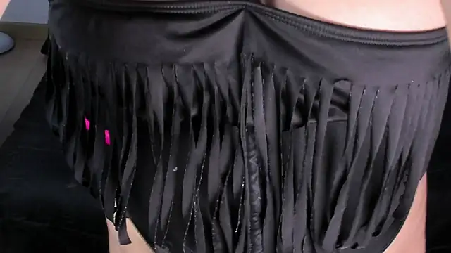 Snapshot of Cuttiealice chatting on March 2025 06:21:01 AM Cuttiealice online show from March 2025 06:21:01 AM