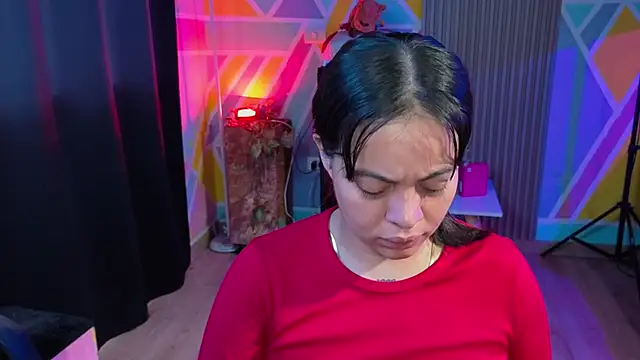 Snapshot of Cuttiealice chatting on October 2025 11:29:02 AM Cuttiealice online show from October 2025 11:29:02 AM