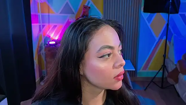 Snapshot of Cuttiealice chatting on October 2025 01:57:02 PM Cuttiealice online show from October 2025 01:57:02 PM