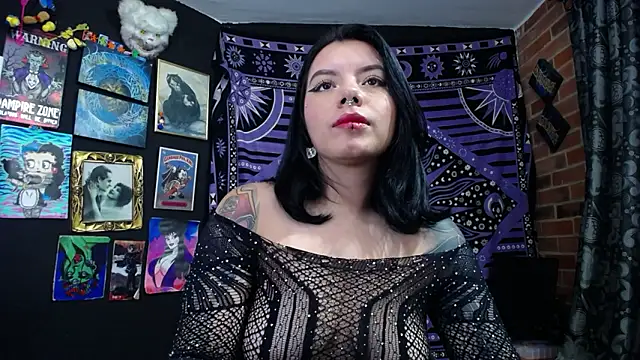 Yourmadame P online show from March 2026 02:41:01 AM