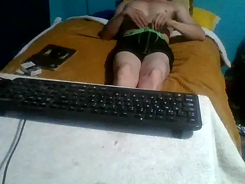 malekon76 online show from December 2025 07:24:01 AM