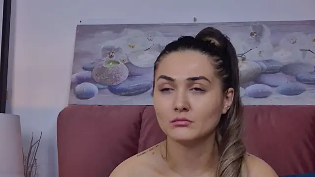 Snapshot of NicolLopeze chatting on February 2025 04:02:01 PM NicolLopeze online show from February 2025 04:02:01 PM