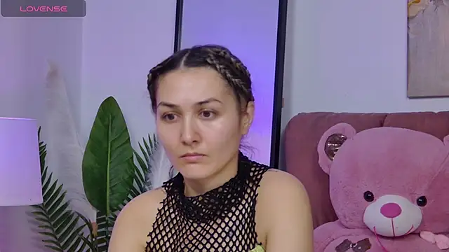 NicolLopeze online show from November 2025 07:30:02 AM