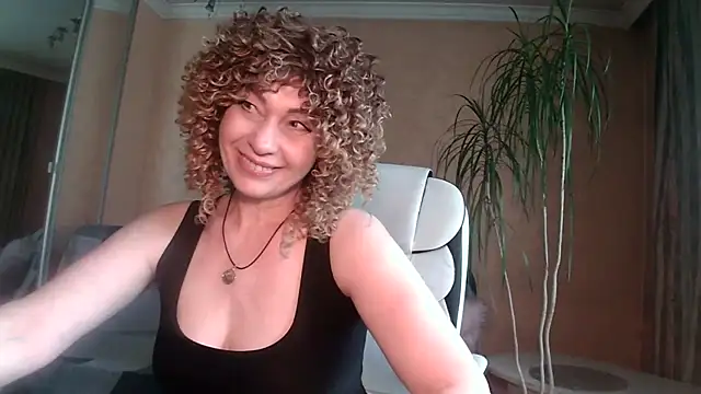 Roxolana Drim online show from April 2026 08:45:02 AM