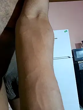 Snapshot of BlackBerry_34 chatting on March 2025 08:19:01 PM BlackBerry 34 online show from March 2025 08:19:01 PM