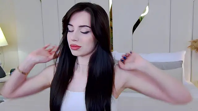 Betty Bridge online show from March 2026 02:17:01 AM