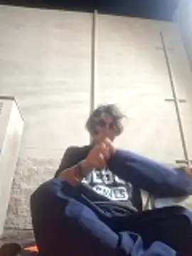 Snapshot of shaved chatting on December 2025 06:40:02 AM shaved online show from December 2025 06:40:02 AM