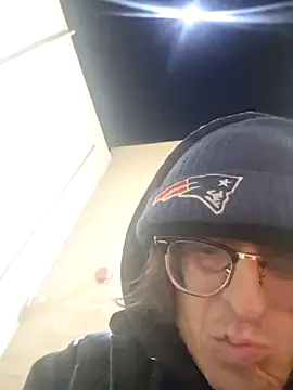 Snapshot of shaved chatting on December 2025 06:34:02 AM shaved online show from December 2025 06:34:02 AM