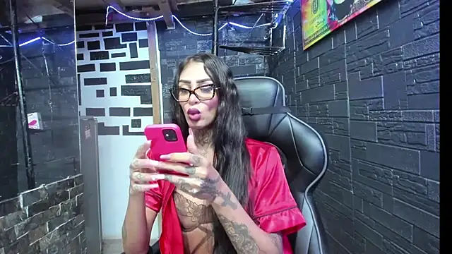 Snapshot of kissingdevil chatting on October 2025 09:42:02 PM kissingdevil online show from October 2025 09:42:02 PM