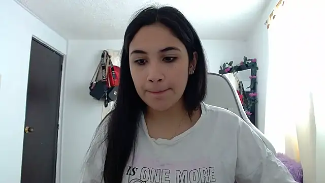 InocentHeaven1 online show from January 2025 01:19:02 PM