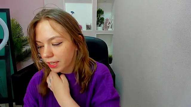 Snapshot of Persephoni chatting on January 2026 05:32:01 AM Persephoni online show from January 2026 05:32:01 AM