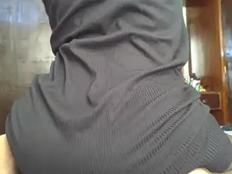 Snapshot of sweet_sassy_ chatting on March 2025 04:29:02 AM sweet sassy online show from March 2025 04:29:02 AM