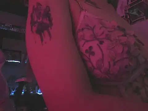 Agathaks online show from January 2025 08:00:01 PM