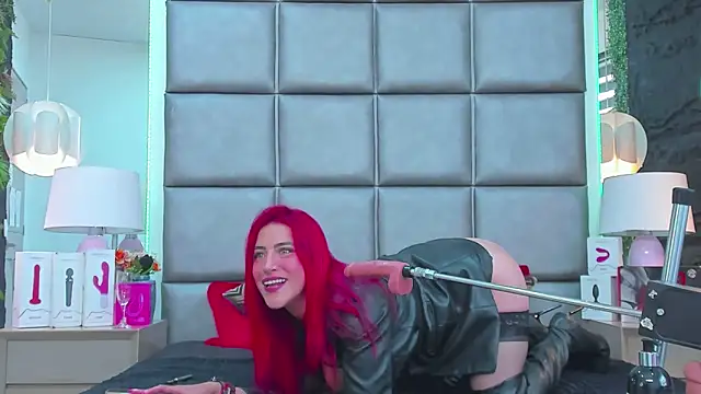 AllissaBrowm online show from September 2025 04:53:02 PM