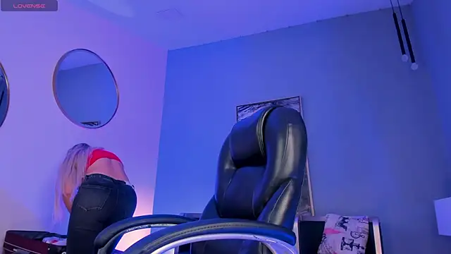 SophieBarnett online show from December 2025 01:46:02 AM