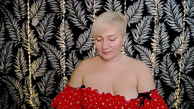 Snapshot of Olivia_playful chatting on February 2025 03:37:02 PM Olivia playful online show from February 2025 03:37:02 PM