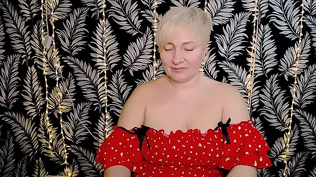 Snapshot of Olivia_playful chatting on March 2025 12:18:02 PM Olivia playful online show from March 2025 12:18:02 PM