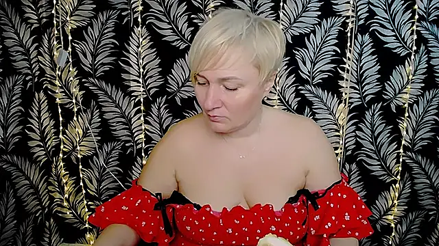 Snapshot of Olivia_playful chatting on March 2025 12:25:01 PM Olivia playful online show from March 2025 12:25:01 PM