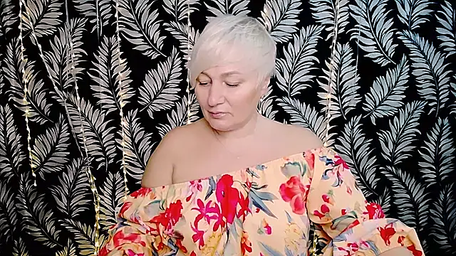 Olivia playful online show from January 2026 12:43:01 PM