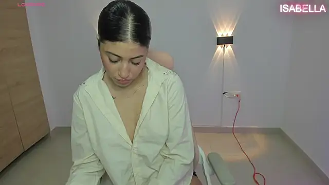 isabella thomsonp online show from October 2025 09:05:02 PM