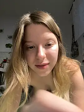 Snapshot of kimczii chatting on May 2026 06:31:02 AM kimczii online show from May 2026 06:31:02 AM