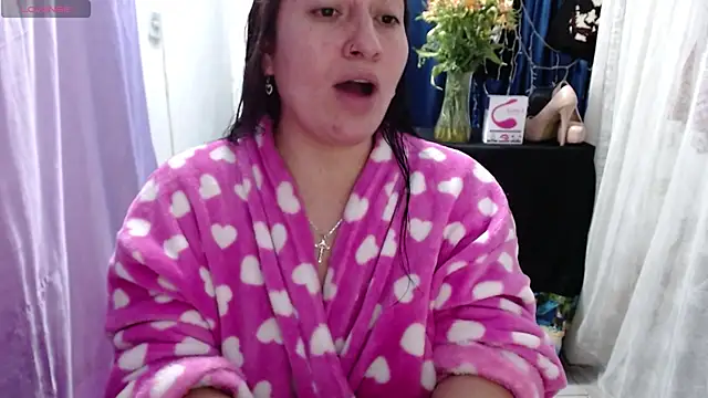 lorenpearx online show from January 2026 09:09:01 PM