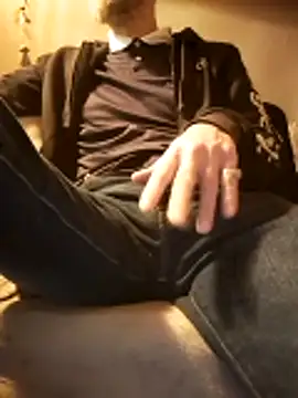 eddouxxx78 online show from November 2025 07:05:02 PM