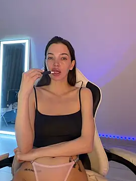 julia fly online show from March 2026 07:36:02 AM